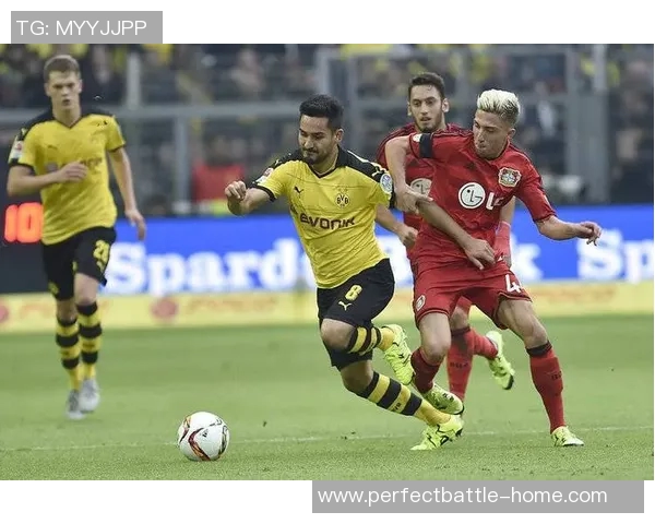 德甲精彩对决多特蒙德大胜尤文图斯乌龙球引爆全场激情时刻回顾