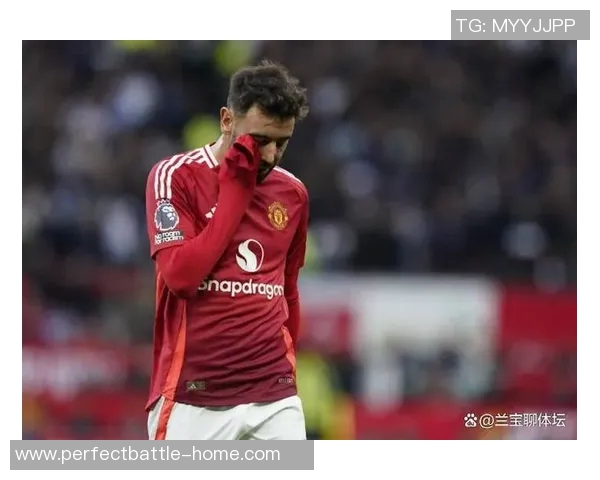 欧联杯精彩对决AC米兰以4-0大胜曼联引发全场热烈反响