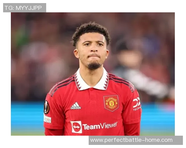 国王杯激战多特蒙德与切尔西平局争议判罚引发全场热议 国王杯激战多特蒙德与切尔西平局争议判罚引发全场热议