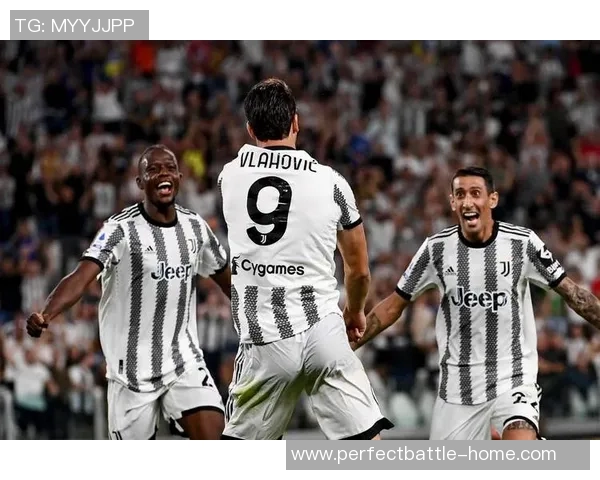 友谊赛精彩回顾：多特蒙德与那不勒斯战成平局神扑引发全场热议