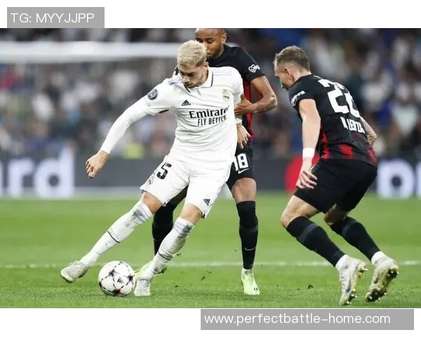 莱比锡逆袭皇马1-0神扑成关键历史冷门引发全场沸腾 莱比锡逆袭皇马1-0神扑成关键历史冷门引发全场沸腾