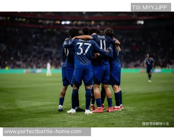 德甲精彩对决那不勒斯与里昂激战成平局全场沸腾集锦回顾