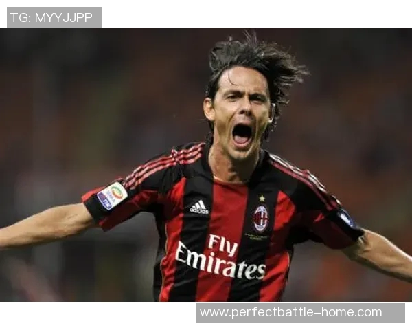 世界杯历史冷门AC米兰狂胜多特蒙德5-0补时进球点燃全场激情